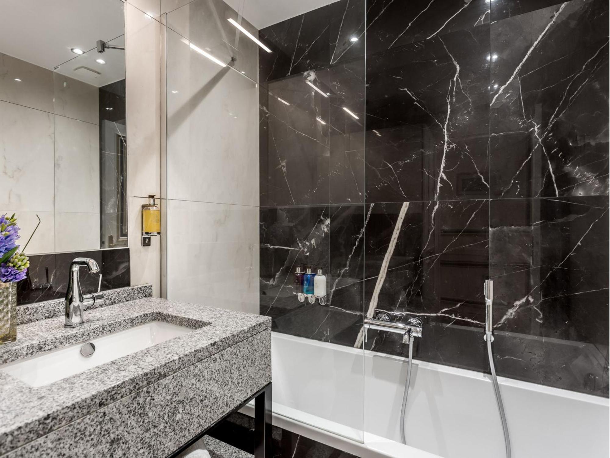 Merveil - Luxury -champs Elysees- Ponthieu I